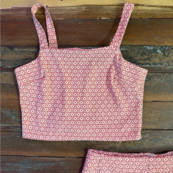 Altar’d State 2 Piece Crop Top And Shorts Set ~ Size XS/S 💚🍄 - Picture 3 of 8